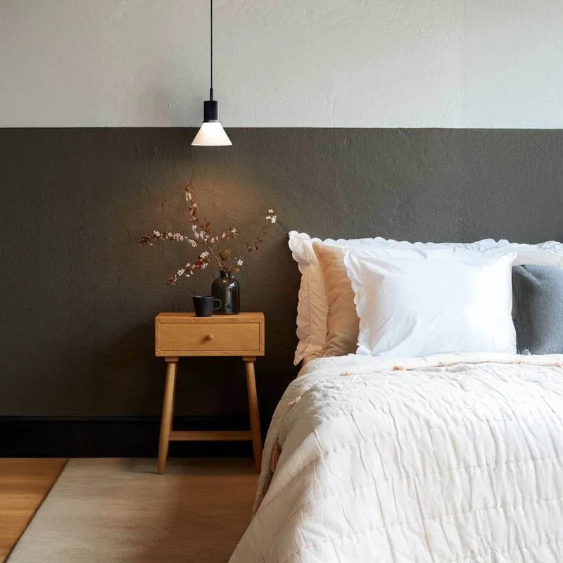 Type 80 hanglamp, zwart/opaalwit/mat - Anglepoise - Woonkamer - Designer - Aluminium - Met lampenkap by Anglepoise – product photo
