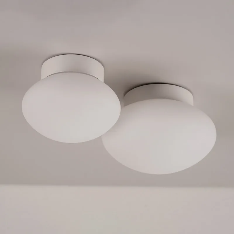 Mushroom LED plafondlamp, Ø 12 cm, glas, wit von Antidark – Produktfoto