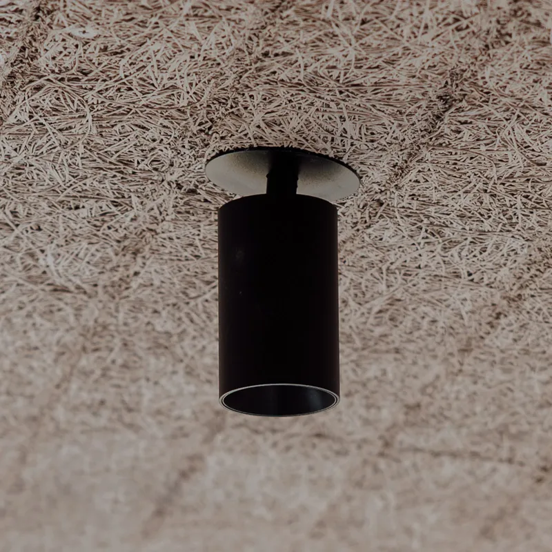 SpotOn Semi Schwenkbarer Halbeinbau-Spot, schwarz – Antidark - Wohnzimmer - Aluminium von Antidark – Produktfoto