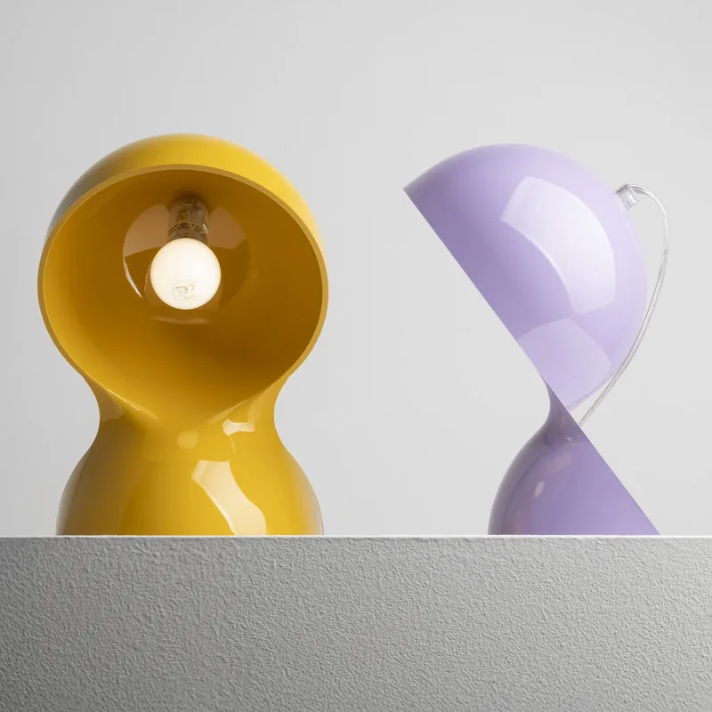 Dalú tafellamp, hoogte 26 cm, geel - Artemide - Woonkamer - Designer - Kunststof de Artemide – photo du produit