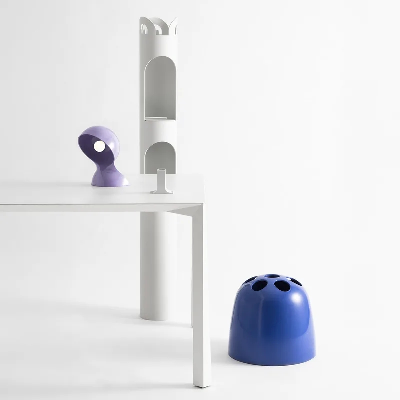 Dalú tafellamp, hoogte 26 cm, lavendel - Artemide - Woonkamer - Designer - Kunststof von Artemide – Produktfoto