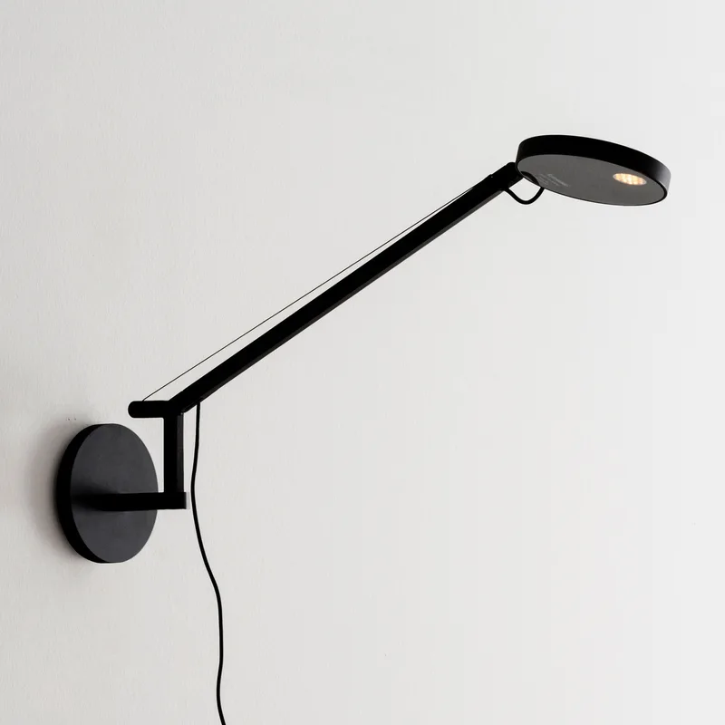 Demetra Micro wandlamp 2.700 K zwart - Artemide - Werkkamer / Kantoor - Designer - Metaal - 1 lamp by Artemide – product photo