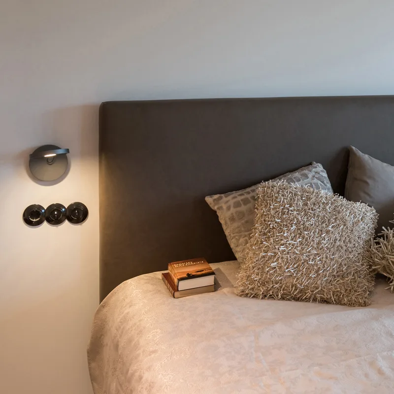 Demetra Spotlight, Dimmer, 3.000 K, grau von Artemide – Produktfoto