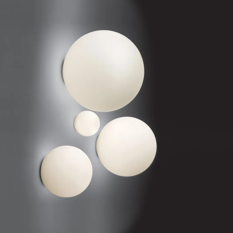 Dioscuri 14 plafond-/wandlamp, opaalglas, IP44 - Artemide - Woonkamer - Designer - Bol von Artemide – Produktfoto