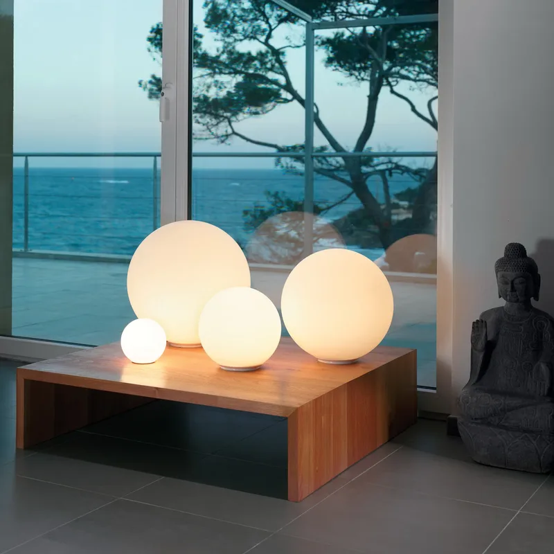 Dioscuri 42 T Tafellamp - Artemide - Woonkamer - Designer - Glas - Bol von Artemide – Produktfoto