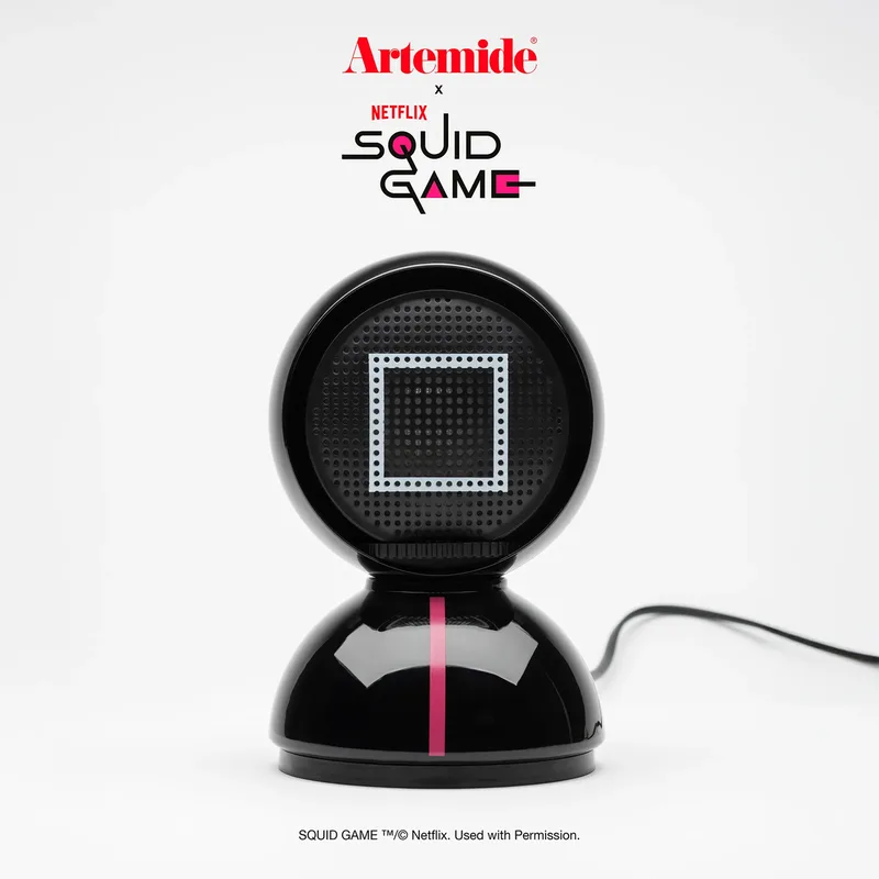 Eclisse x Squid Game Tischlampe Special Edition Guard black by Artemide – product photo