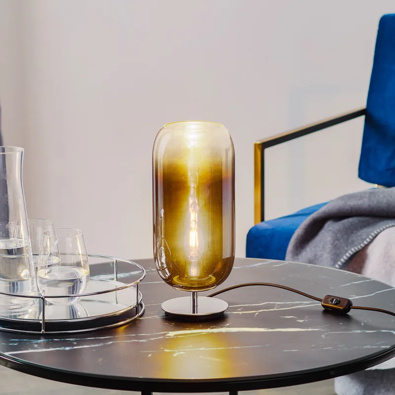 Gople Mini Tafellamp Blue Sapphire - Artemide - Woonkamer - Designer - Glas - Met lampenkap von Artemide – Produktfoto
