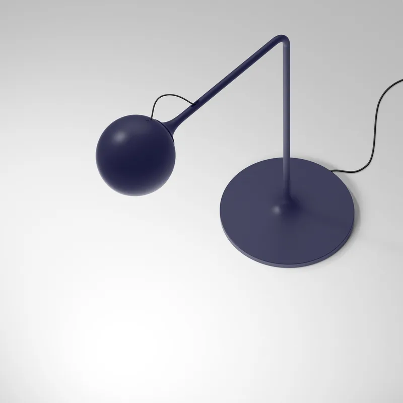 IXA tafellamp Blue - Artemide - Woonkamer - Designer - Metaal - Met lampenkap von Artemide – Produktfoto