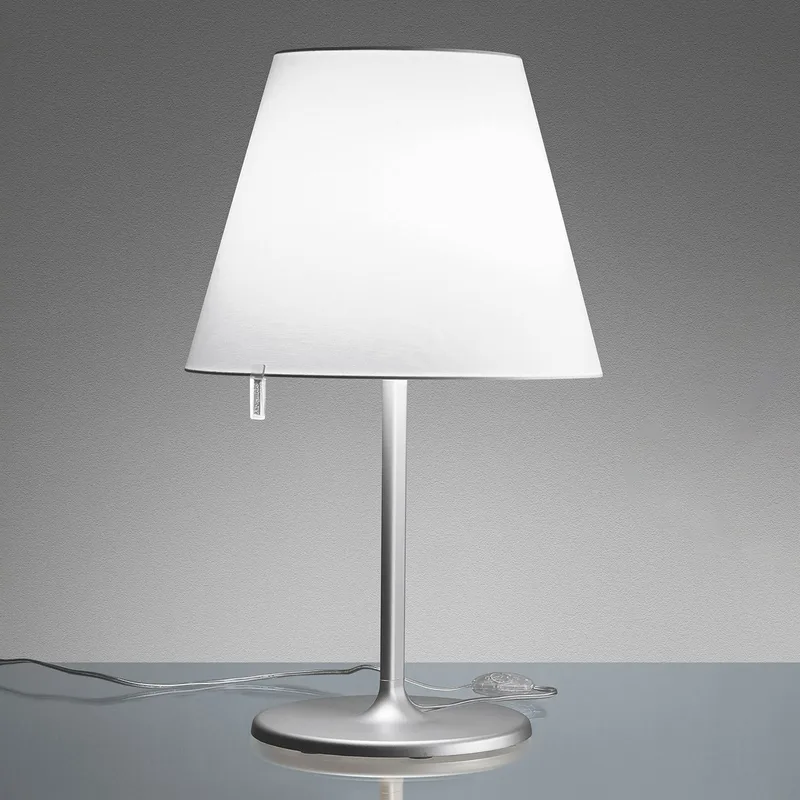 Melampo T Tafellamp Gray - Artemide - Woonkamer - Designer - Stof - Met lampenkap van Artemide – productfoto