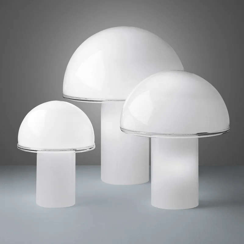 Onfale T Grande Tafellamp - Artemide - Woonkamer - Designer - Glas - Met lampenkap von Artemide – Produktfoto