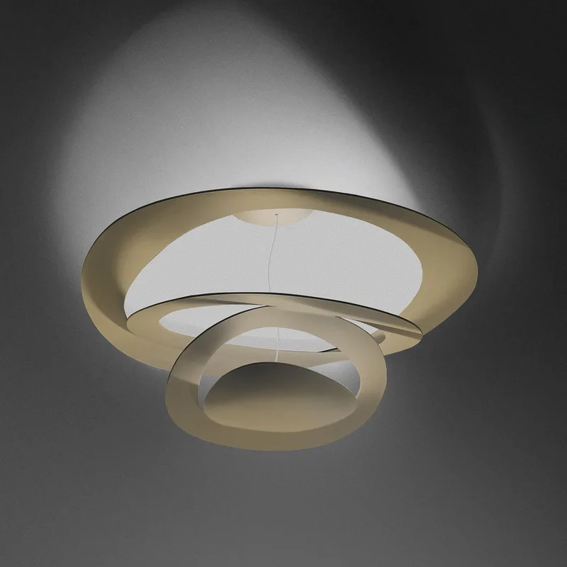 Pirce LED Deckenleuchte by Artemide – product photo
