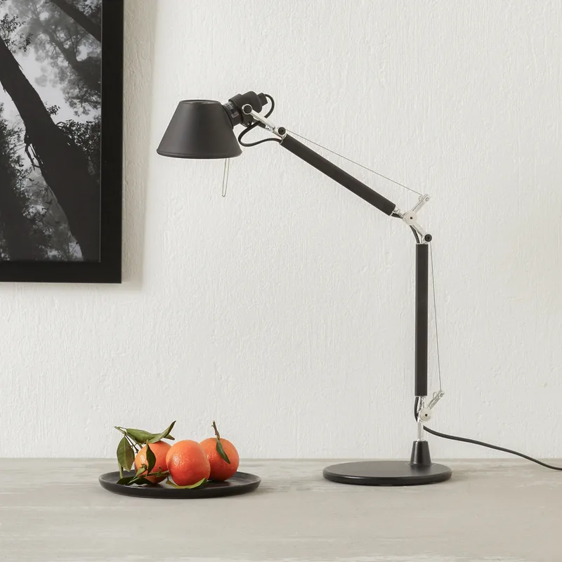 Tolomeo Micro tafellamp zwart - Artemide - Werkkamer / Kantoor - Designer - Metaal - 1 lamp von Artemide – Produktfoto