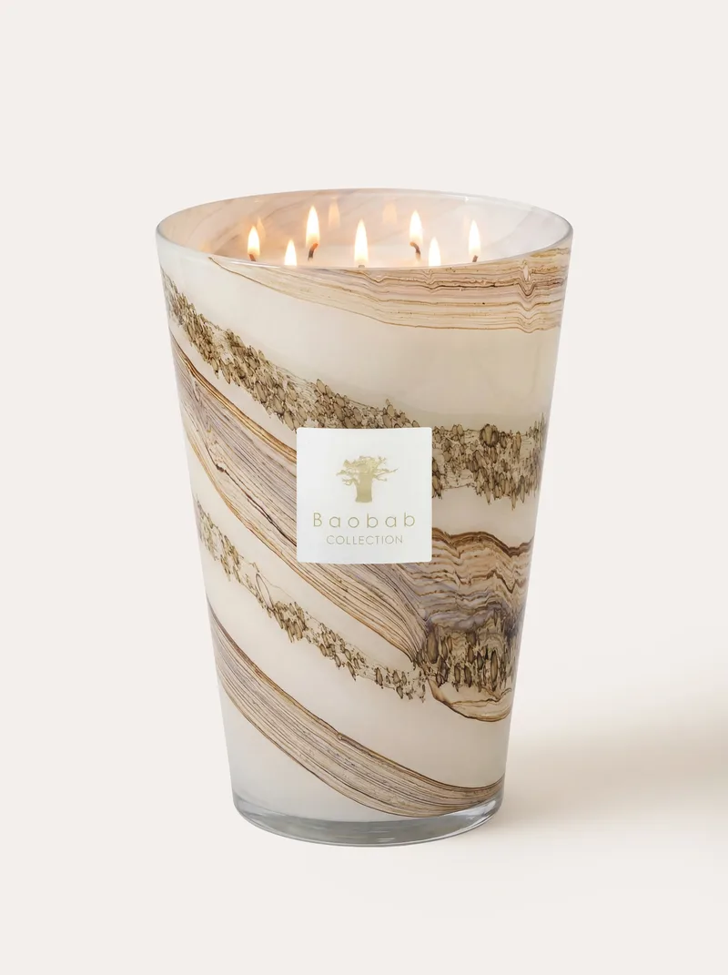 Bougie Parfumée Sand Siloli Monument - 35 cm - 800h de combustion - 7 mèches - Parfums: Bois de cèdre, Fève Tonka, Citron vert från Baobab Collection – produktbild