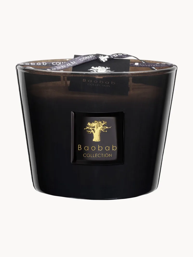 Vierdocht-Duftkerze Prestigieuses (Leder, Sequoia, Amber) by Baobab Collection – product photo