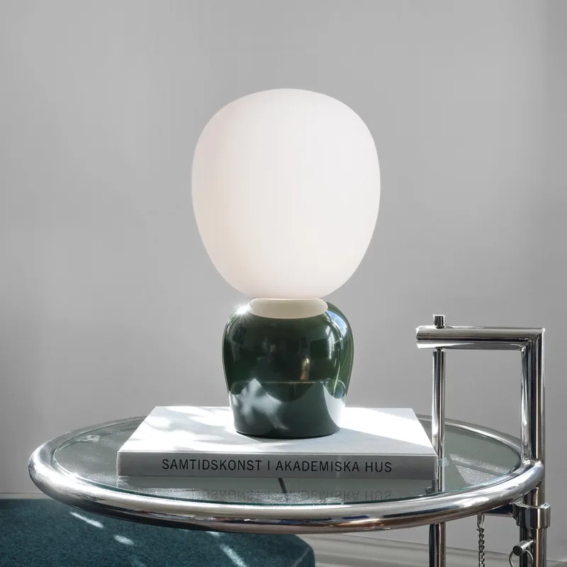 Buddy tafellamp, groen, metaal/glas, hoogte 33,5 cm fra Belid – produktbillede
