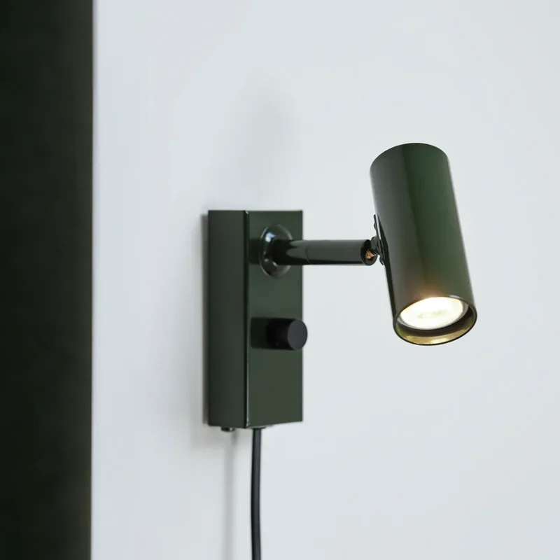 Cato wandlamp bosgroen/zwart hoogte 15 cm dimbaar by Belid – product photo