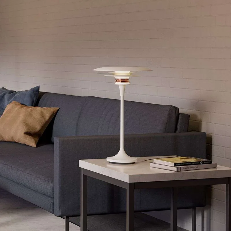Diablo Tafellamp Ø30 Matt White/Rosé Silver de Belid – photo du produit