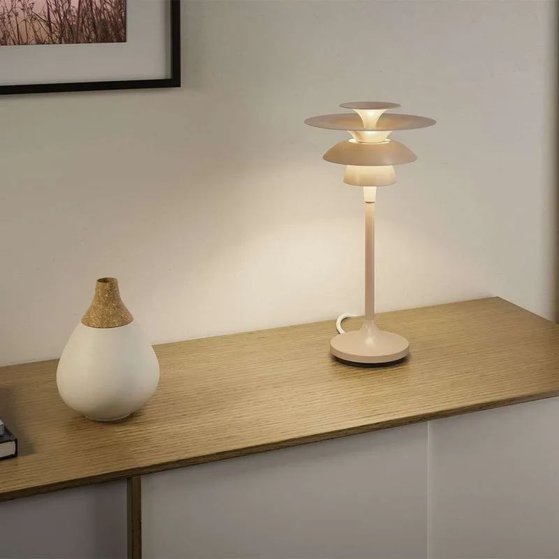 Picasso Taffellamp H34,8 Nougat van Belid – productfoto