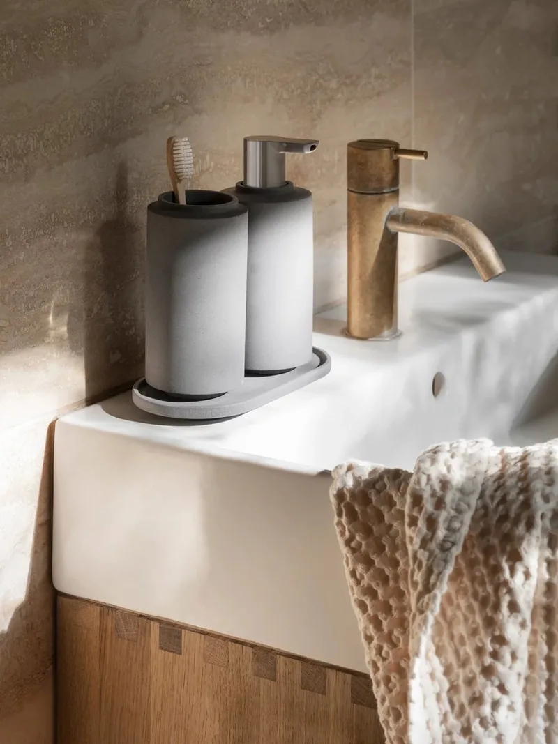 Caro Badhanddoek 70 X 140 cm Moonbeam von Blomus in Beige – Produktfoto