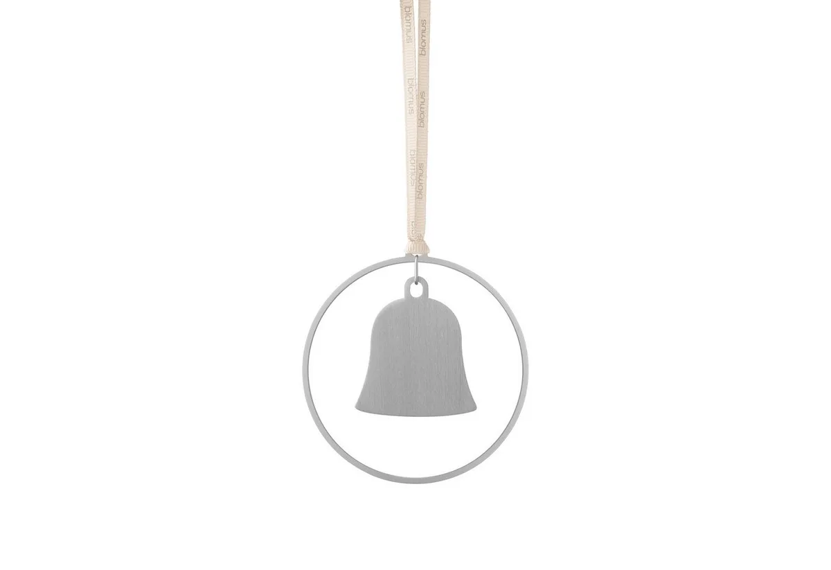 Christbaumschmuck -KITAI- Edler Weihnachtsschmuck im 4er Set: Skandinavische Eleganz (4-tlg), Designer, Weihnachten, 4er Set, Hochwertig, Formen, Messing, Satinband von Blomus in Silber – Produktfoto