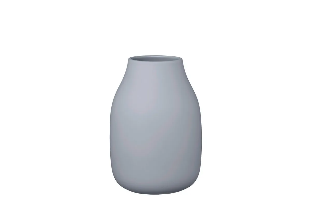 Dekovase -COLORA- Vase: Handgefertigte Eleganz mit matter Oberfläche, Handgefertigt, Keramik & Porzellan, Matt, Schutznoppen, Zeitloses Design de Blomus en Bleu – photo du produit