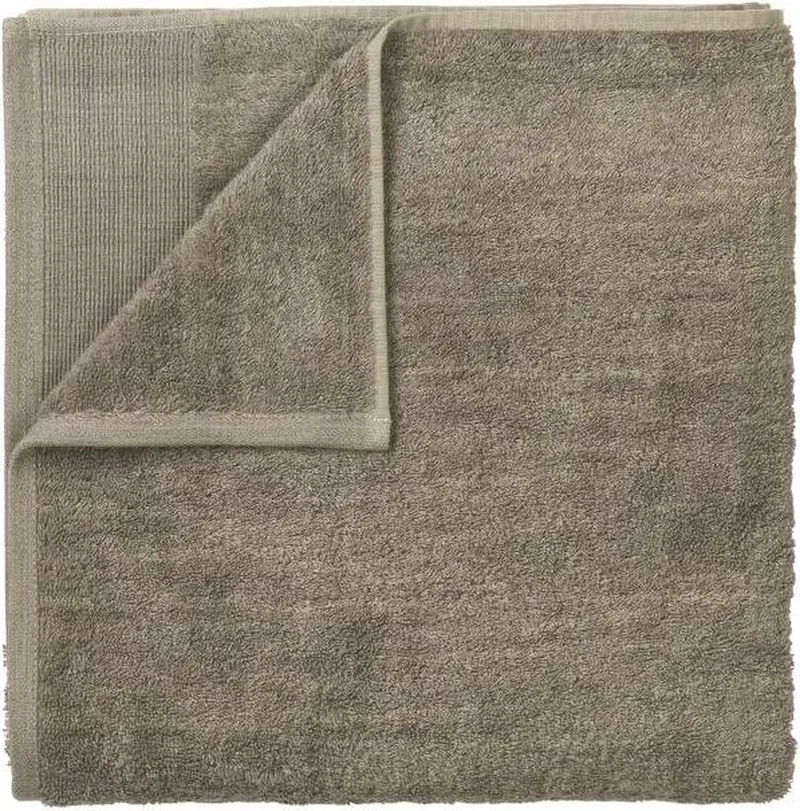 Handdoek GIO 50x100 cm (bruin gemeleerd) by Blomus in Taupe – product photo