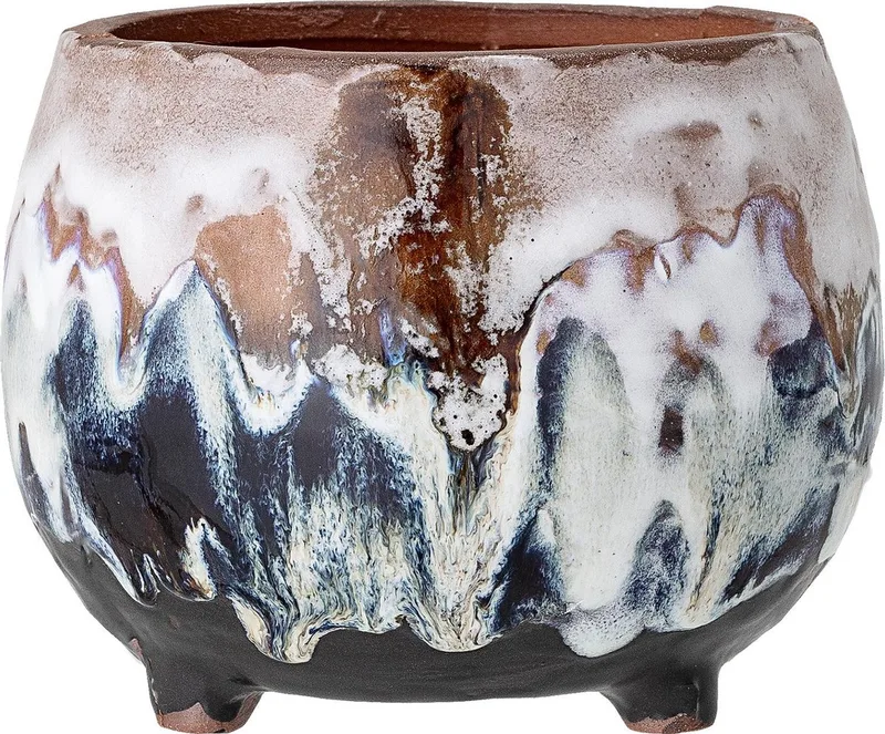 Bloempot terracotta bruin Bjanka 14cm by Bloomingville in [gid://shopify/Metaobject/307221758287] – product photo