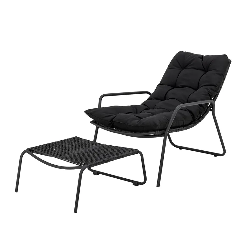 Boel Liegestuhl mit Hocker und Kissen, schwarzes Rattan und schwarzes Metall, Outdoormöbel von Bloomingville – Produktfoto