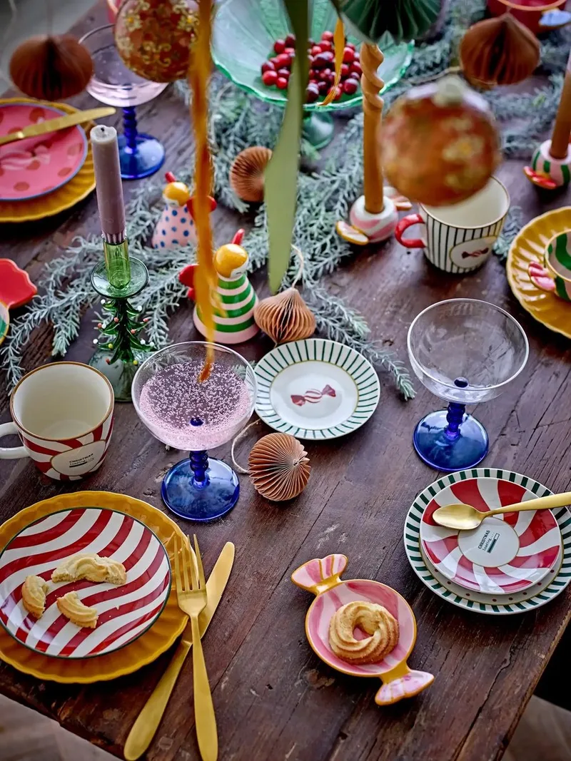 Bord aardewerk roze Caramella 16cm - set van 2 de Bloomingville en [gid://shopify/Metaobject/303097905487,gid://shopify/Metaobject/307234865487] – photo du produit