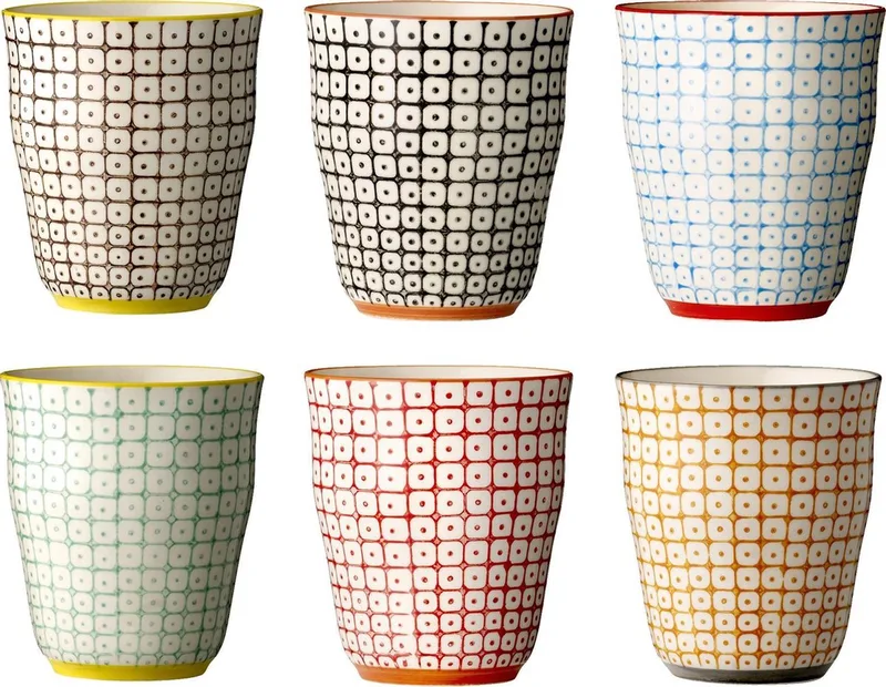 Carla Multi kopjes - set va 6 - Steen ø8.5 9.5cm van Bloomingville in [gid://shopify/Metaobject/307232833871,gid://shopify/Metaobject/307231719759] – productfoto