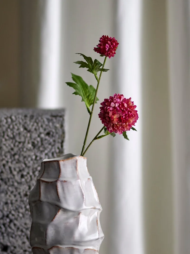 Chrysantemum Stem Pink van Bloomingville in [gid://shopify/Metaobject/303097905487] – productfoto
