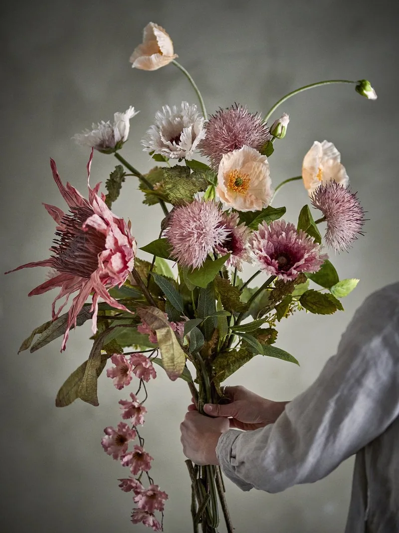 Dust Bouquet, Rose, Artificial Flowers von Bloomingville in Rosa – Produktfoto