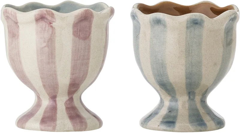 Eierdop aardewerk roze Willa - set van 2 by Bloomingville in [gid://shopify/Metaobject/303097905487,gid://shopify/Metaobject/307234865487] – product photo