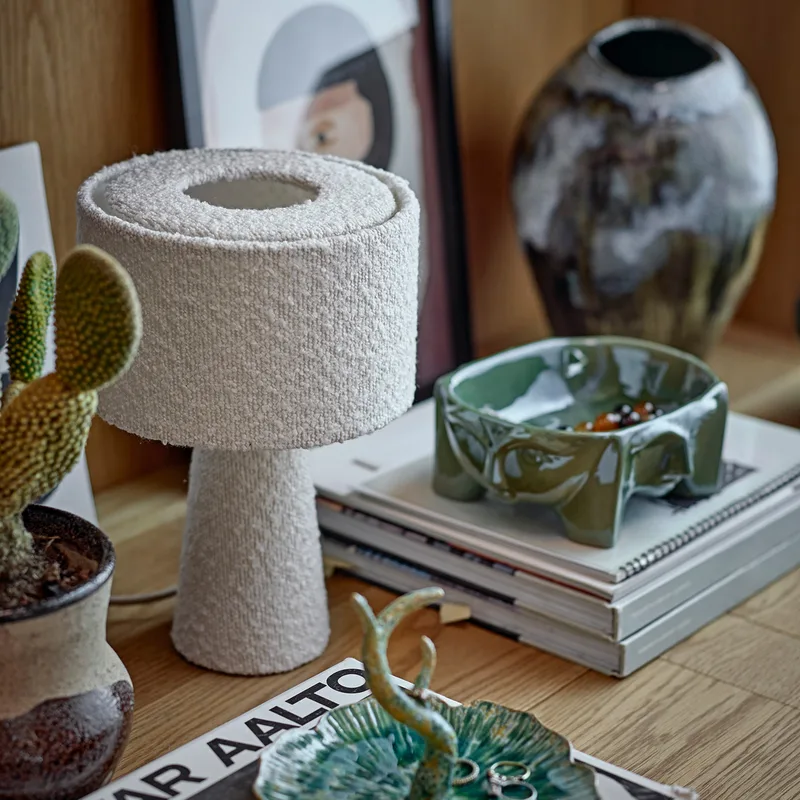 Emmie tafellamp, polyester, bouclé-look - BLOOMINGVILLE - Woonkamer - Modern - Stof - 1 lamp von Bloomingville – Produktfoto