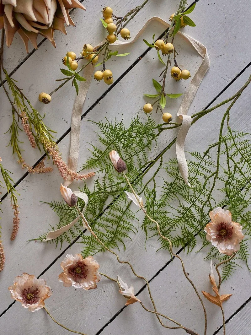 Foxtail kunstbloem rose van Bloomingville in Geel – productfoto