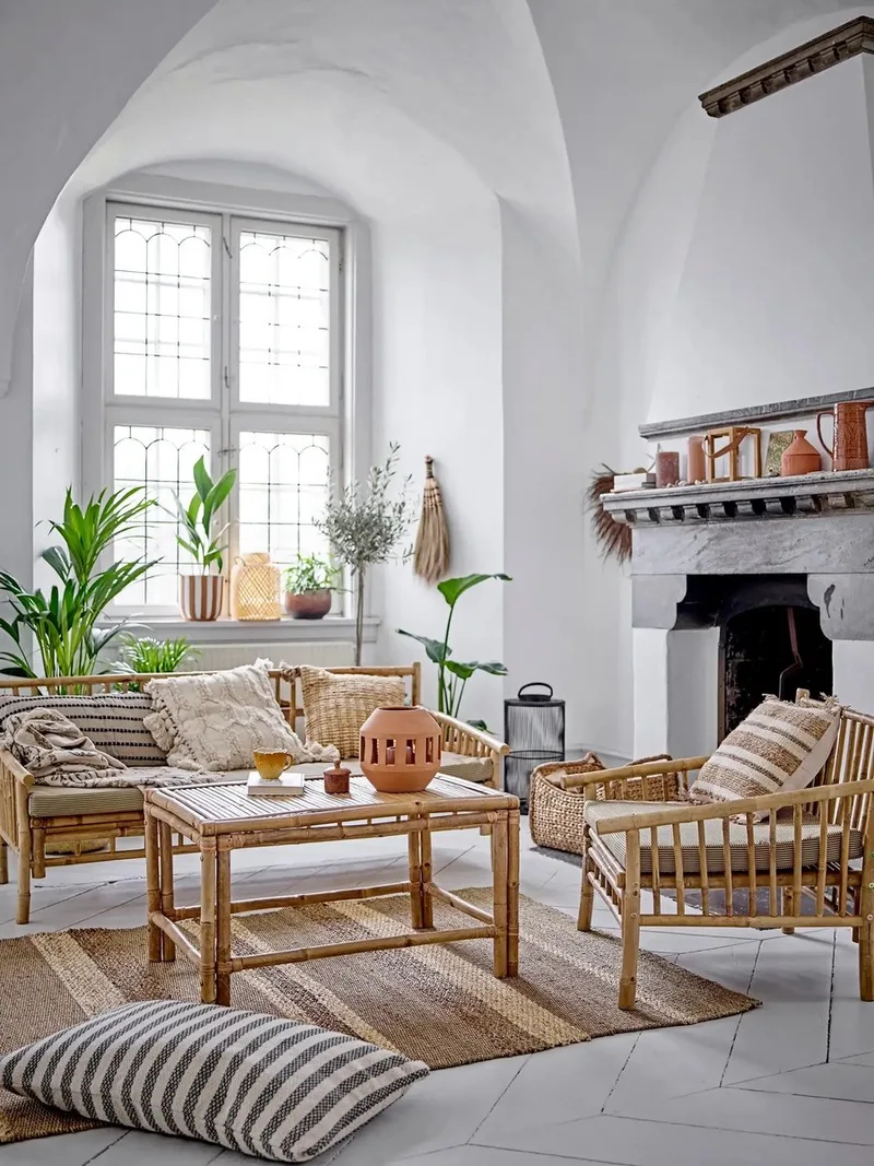 Mok aardewerk geel Savanna by Bloomingville in [gid://shopify/Metaobject/307235455311,gid://shopify/Metaobject/307232571727] – product photo