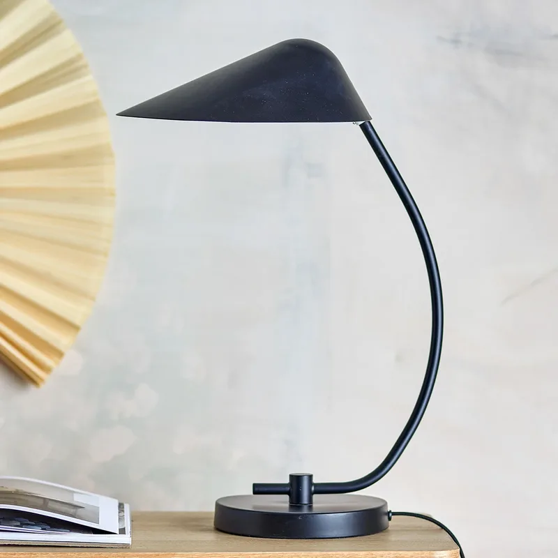 Nisella tafellamp, metaal, zwart - BLOOMINGVILLE - Woonkamer - Modern - 1 lamp von Bloomingville – Produktfoto