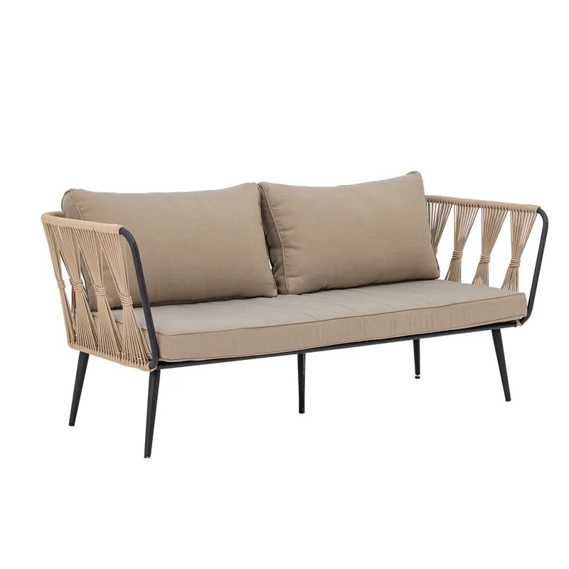 Pavone Gartensofa mit beigebraunen Kissen, hellbraunem Polyesterseil und schwarzes Metall für Outdoor, Wetterfest, 3er-Sofagarnitur by Bloomingville – product photo
