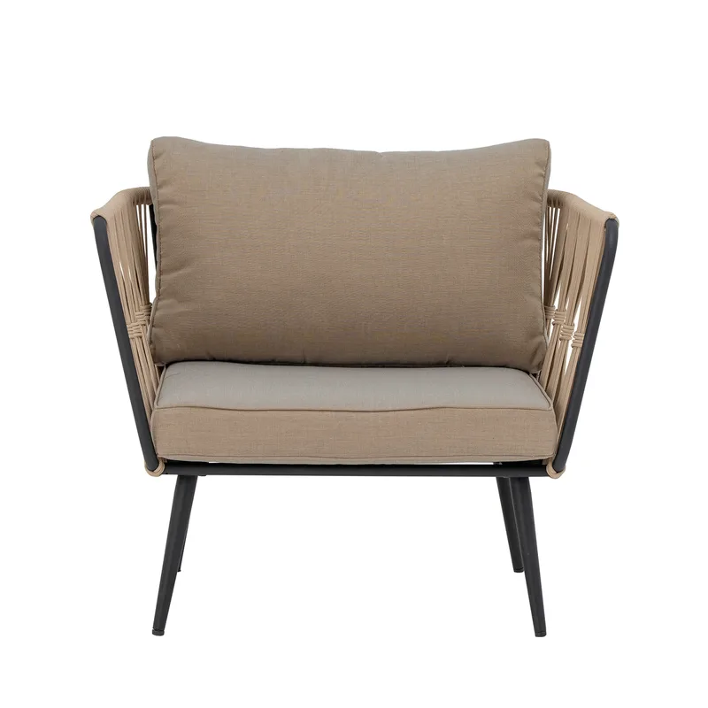Pavone Outdoor-Loungesessel mit Armlehnen, beigebraunen Kissen, hellbraunes Seil und schwarzem Metall, für Outdoor by Bloomingville – product photo