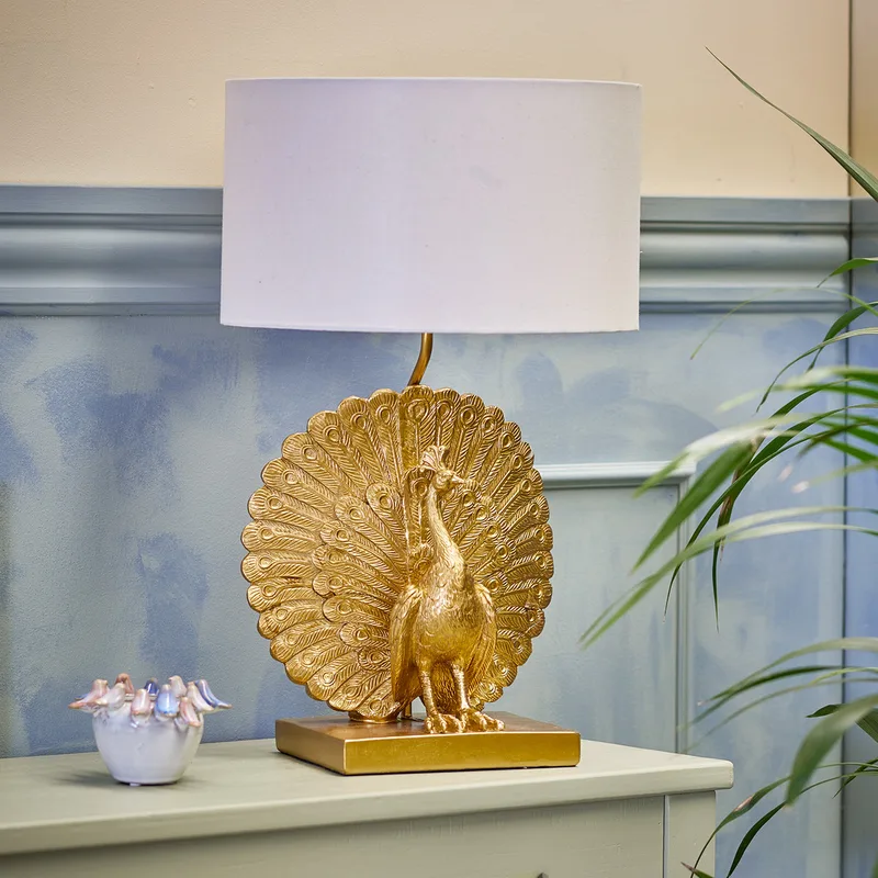 Peacock tafellamp, polyresin, goud, wit - BLOOMINGVILLE - Woonkamer - Kunststof - 1 lamp von Bloomingville – Produktfoto