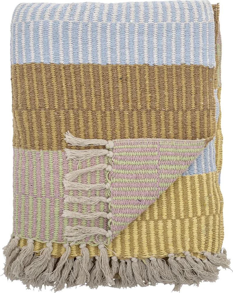 Plaid 130x160 cm Isnel – Bloomingville by Bloomingville in Geel – product photo