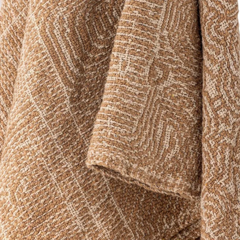 Plaid Bresso (160x130 cm) by Bloomingville in Goud – product photo
