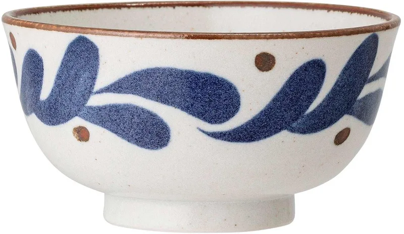 Schaal porselein blauw Camellia 16cm von Bloomingville in [gid://shopify/Metaobject/303390916943,gid://shopify/Metaobject/307232571727] – Produktfoto