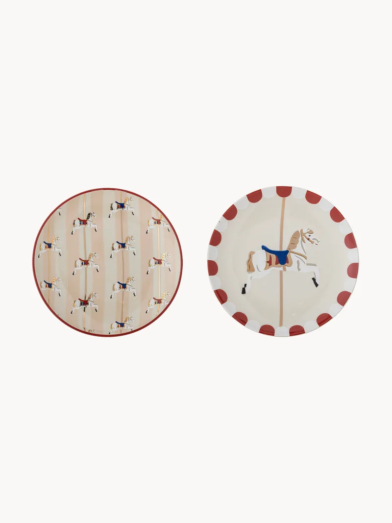 Set van 2 handbeschilderde taartschalen Merry-go-round by Bloomingville – product photo