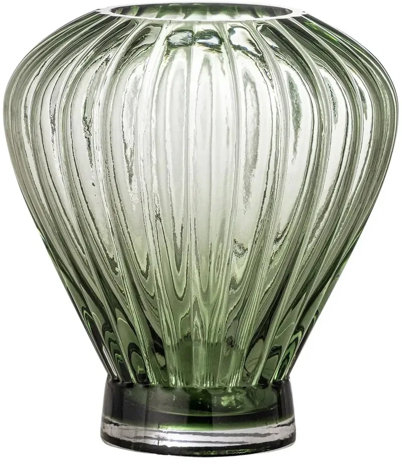 Vaas glas groen Reeve 18cm von Bloomingville in [gid://shopify/Metaobject/303100625231] – Produktfoto