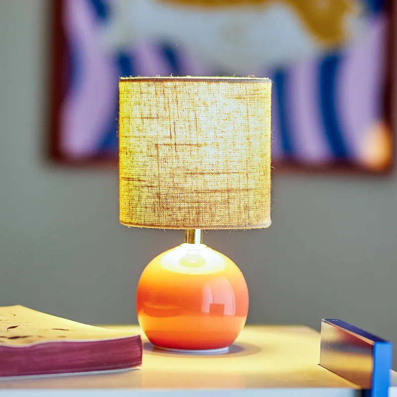 Valdis tafellamp, roze/beige, 24 cm, keramiek - Bloomingville - Woonkamer - Scandinavisch - 1 lamp by Bloomingville – product photo