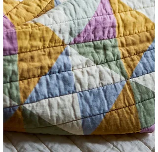 Wohndecke Crewe Quilt Steppdecke Baumwolle bunt Decke Sofa Wohnzimmer Patchwork, Bloomingville, Patchworkdecke Kuscheldecke Sofadecke Tagesdecke, Leseecke, Bettdecke fra Bloomingville i Beige, Blå, Flerfarvet, Gul – produktbillede 3 af 5