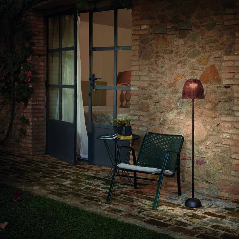 LED vloerlamp Atticus 114, grafietbruin/bruin van Bover in Grafietbruin, Bruin – productfoto