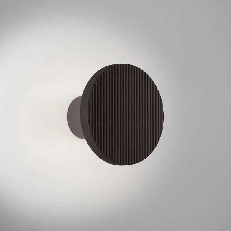 LED wandlamp Arid A/01 CCT 2.200-2.700 K IP44 de Bover en Noir – photo du produit