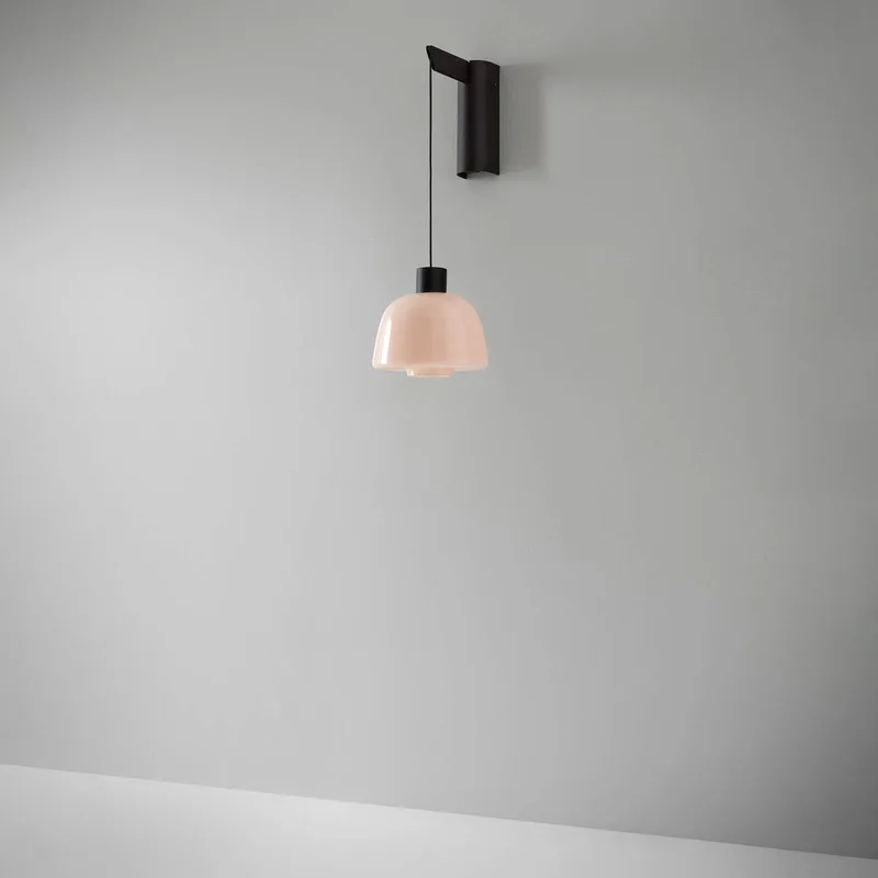 LED wandlamp Drep A/01, opaal-nude, glas, 2.700 K by Bover in Black, Opaal-nude – product photo 2 of 2